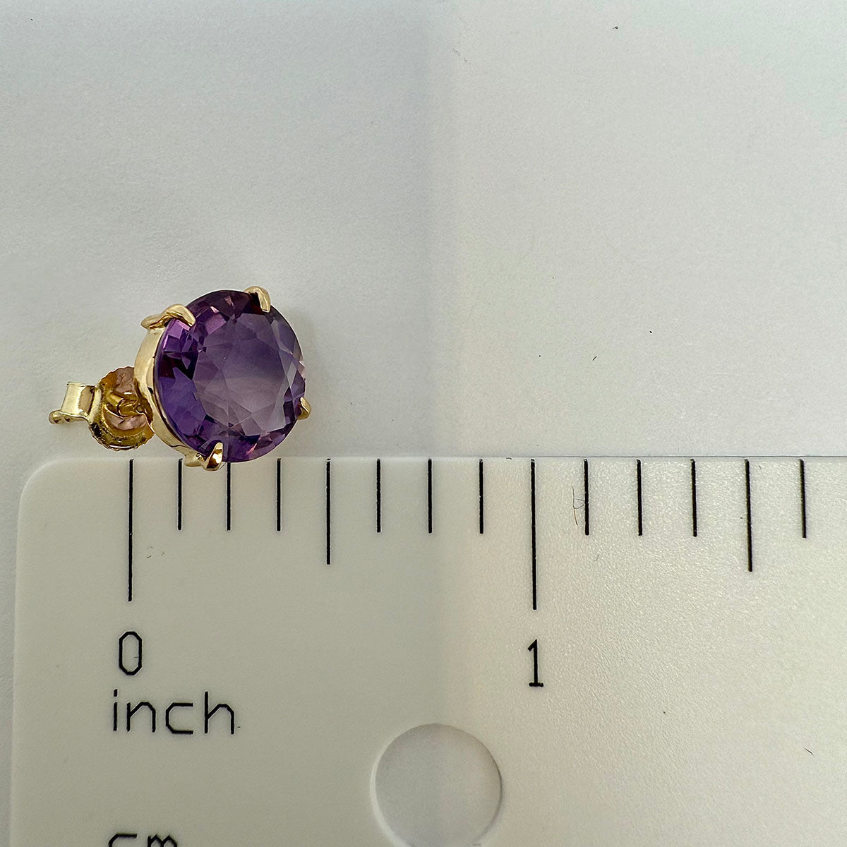 14K Gold Oval Amethyst Stud Earrings