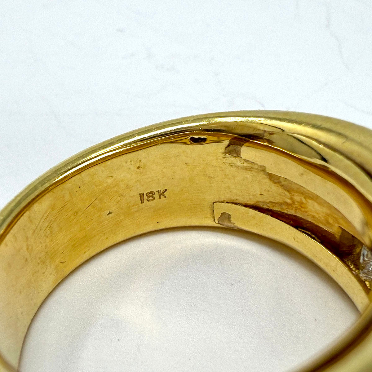 18K Gold Ring with Double Row of 14 Square Diamonds
