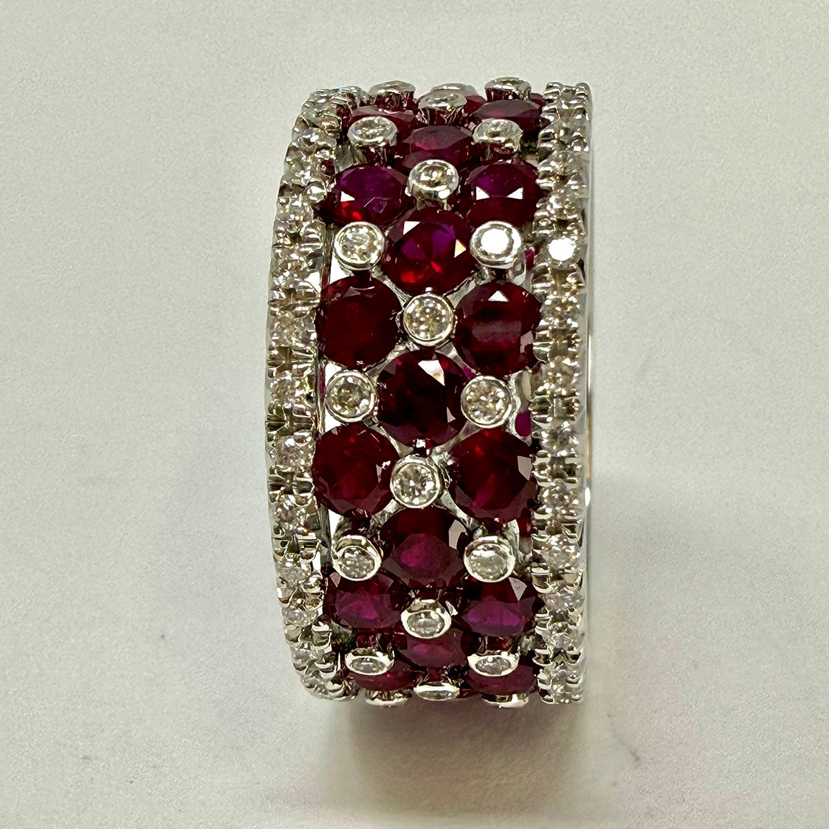 Favero 18K White Gold Eternity Ring with Ruby and Diamond