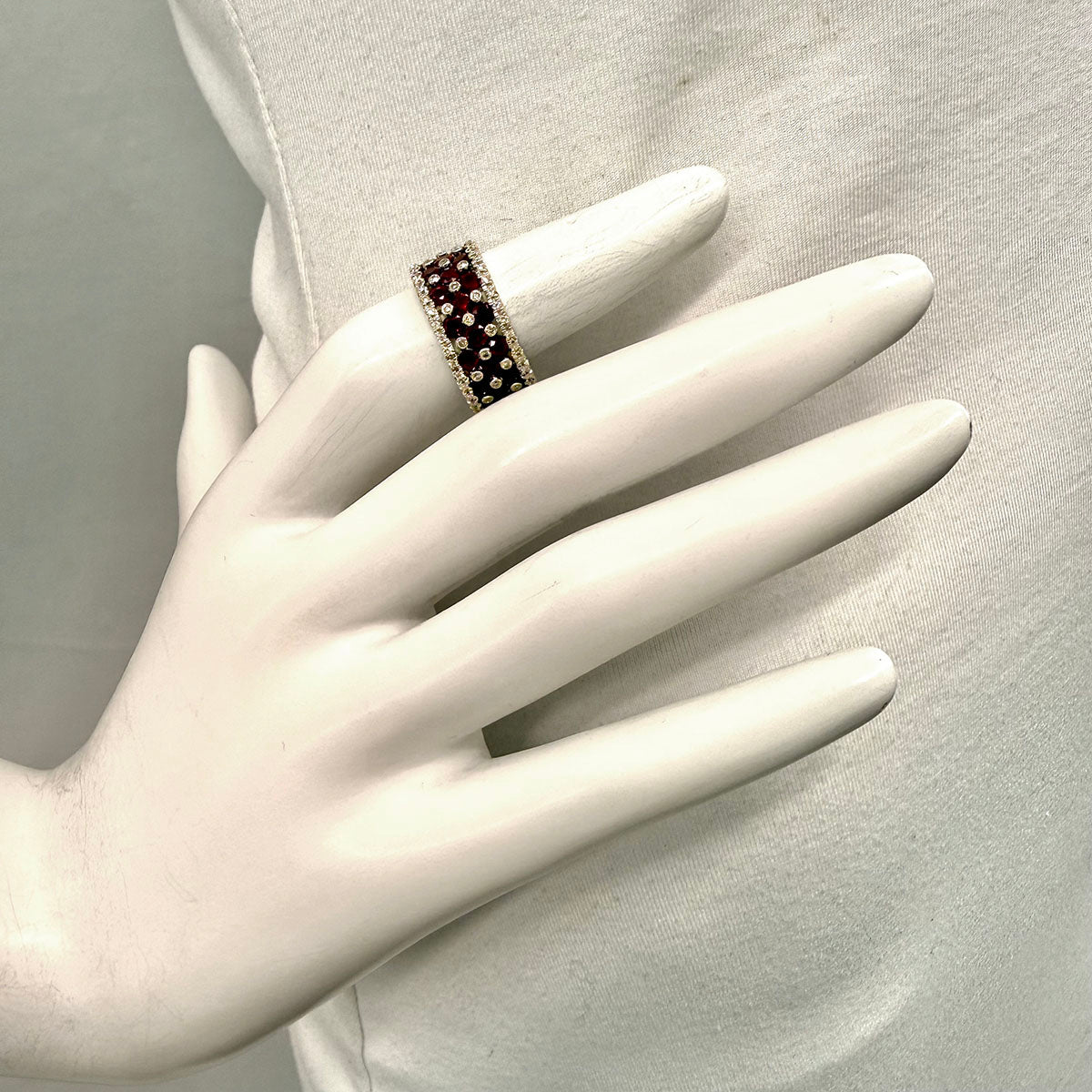 Favero 18K White Gold Eternity Ring with Ruby and Diamond