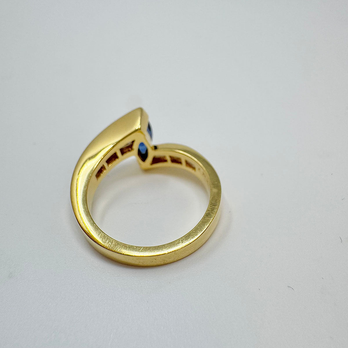 Armand Jacoby 18K Gold Ring with 6 Baguette Diamonds and Sapphire