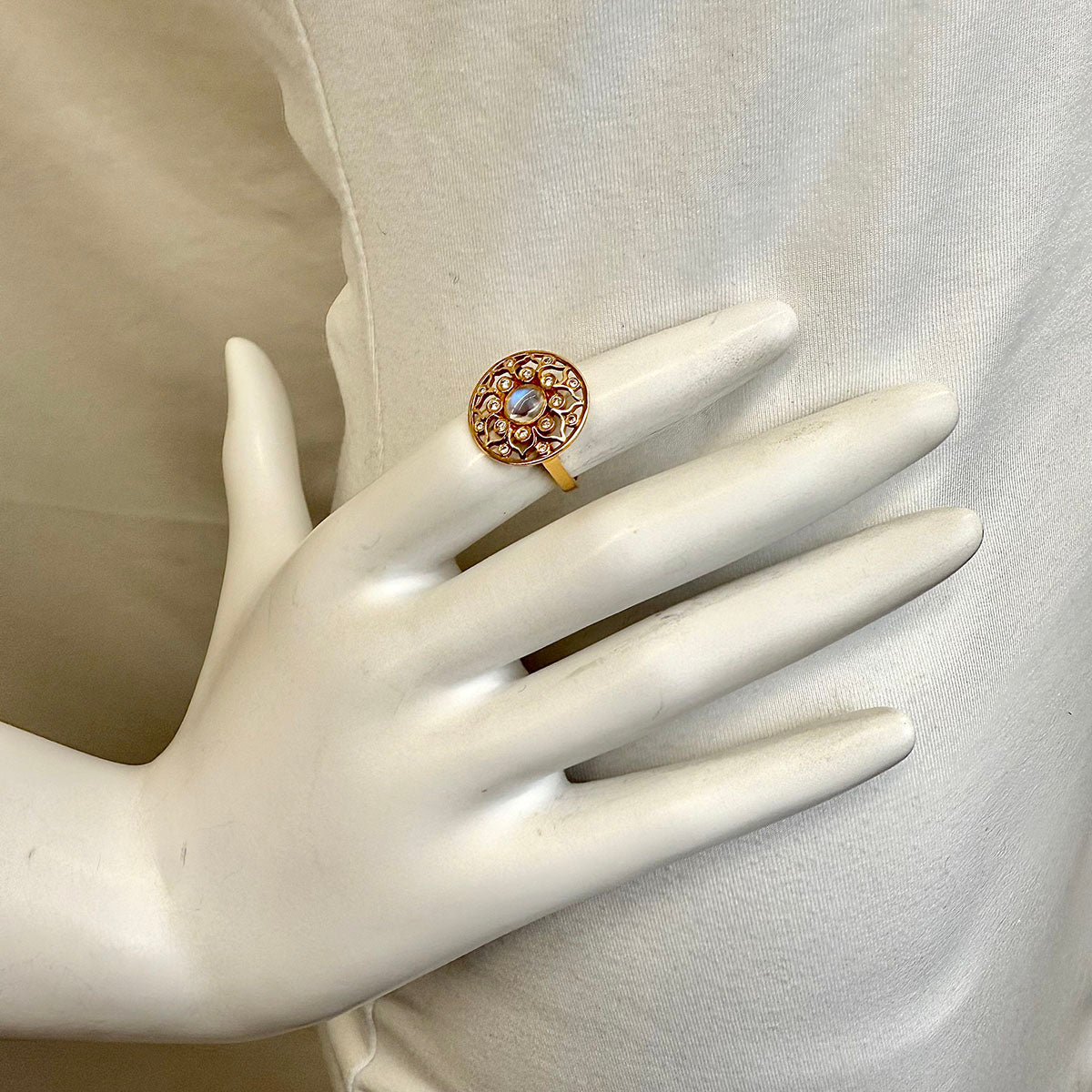 18K Rose Gold Ring with Filigree Design with Diamond and Moonstone