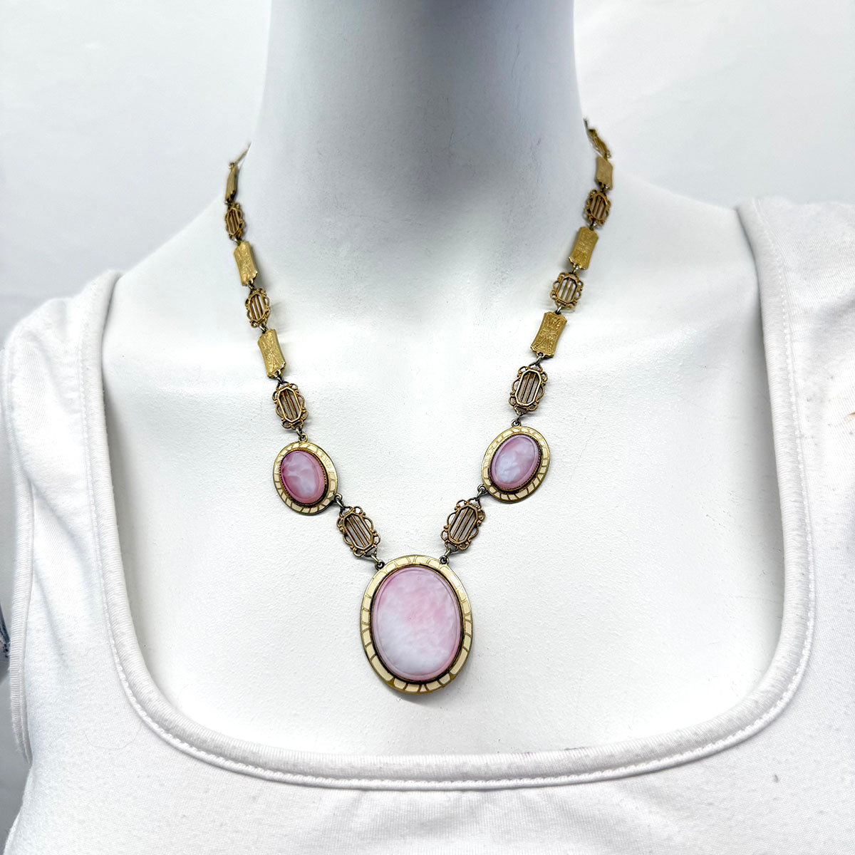 B&N Vintage Necklace