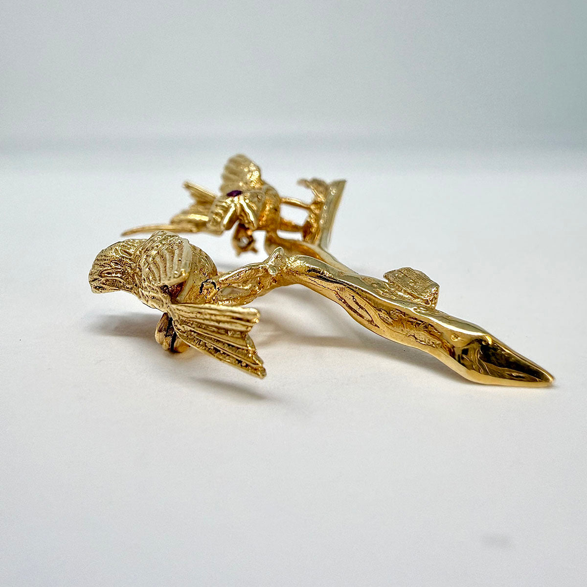 14K Gold Bird Pin