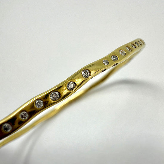 Ippolita 18K Gold Diamond Squiggle Bangle