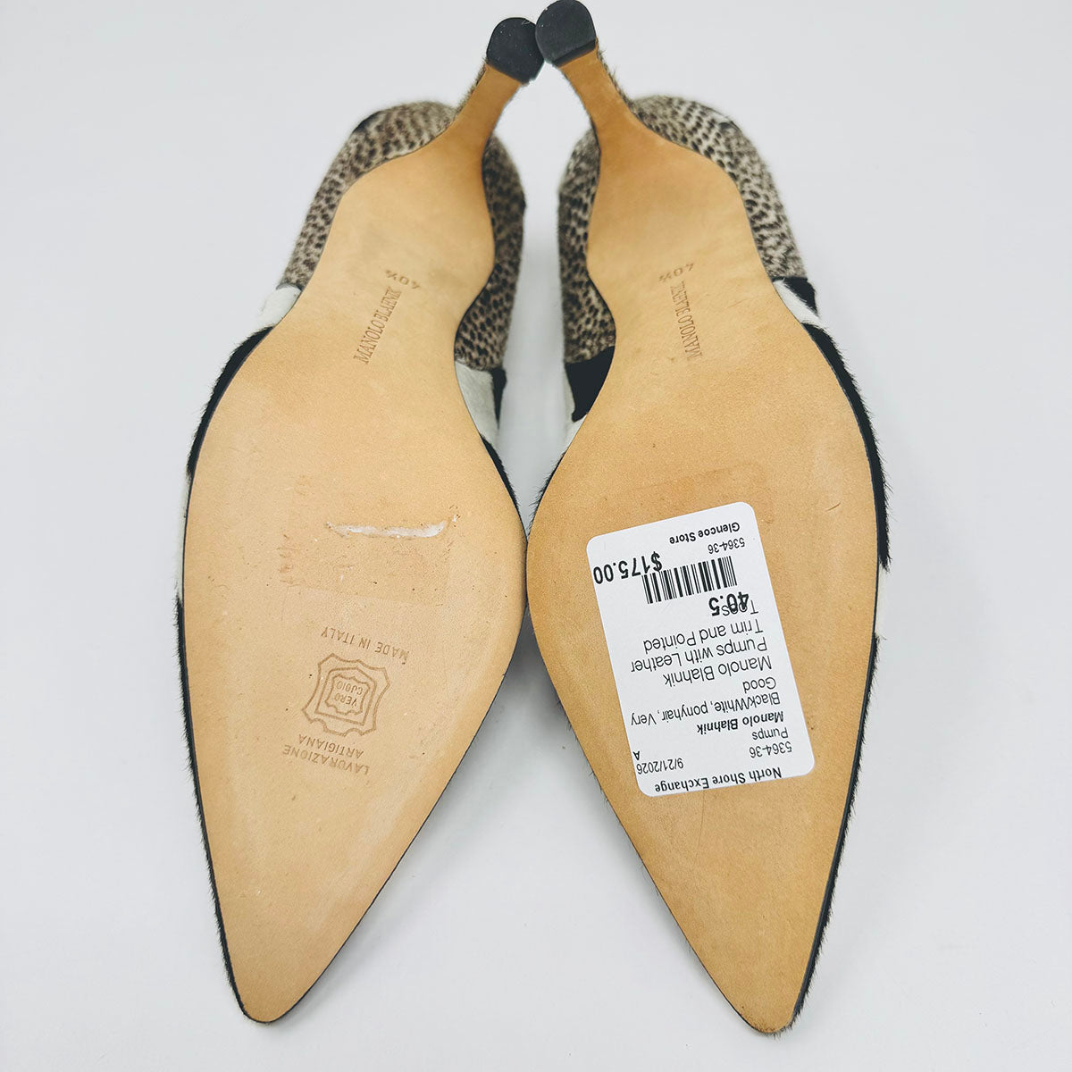 Manolo Blahnik Pumps