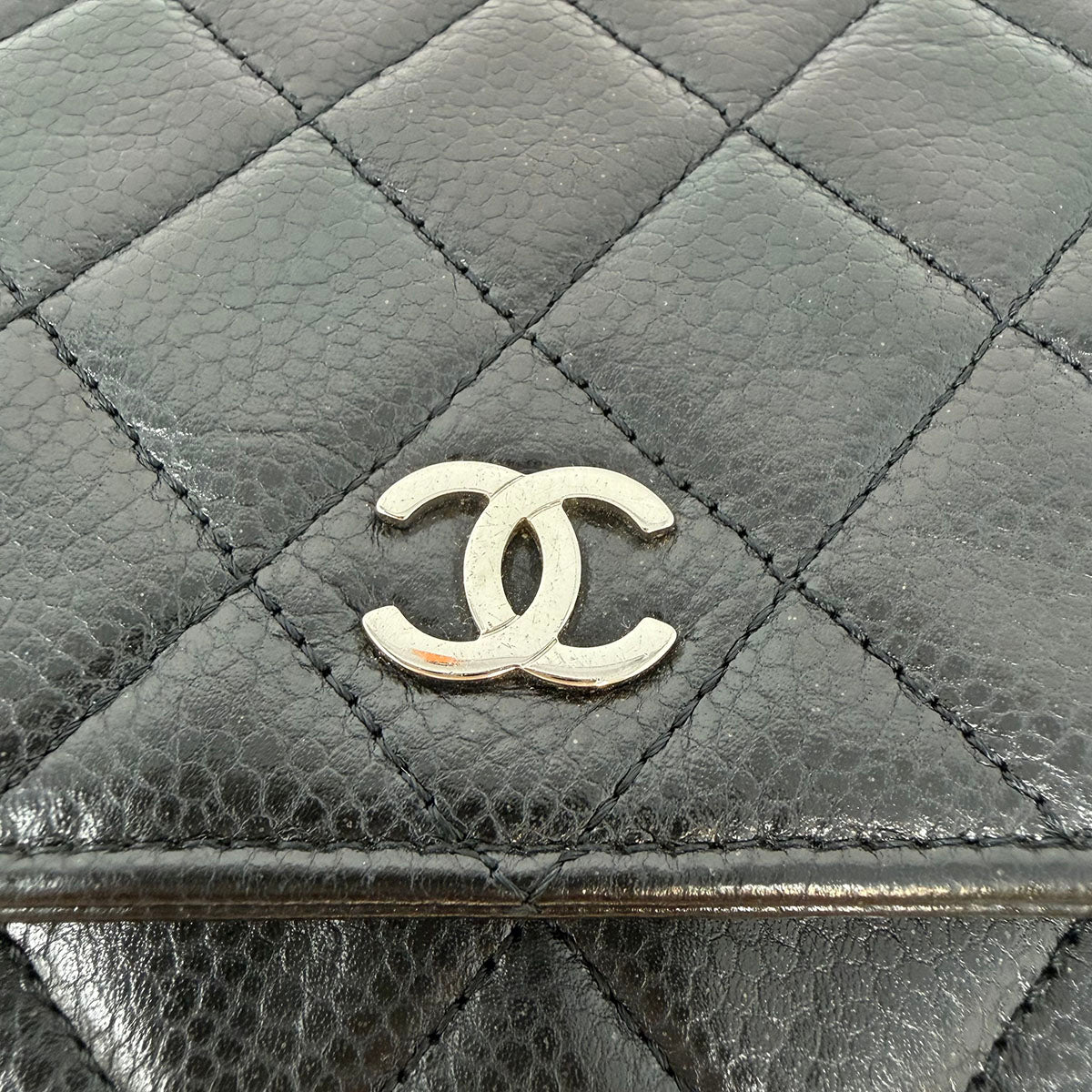 Chanel Wallet on Chain