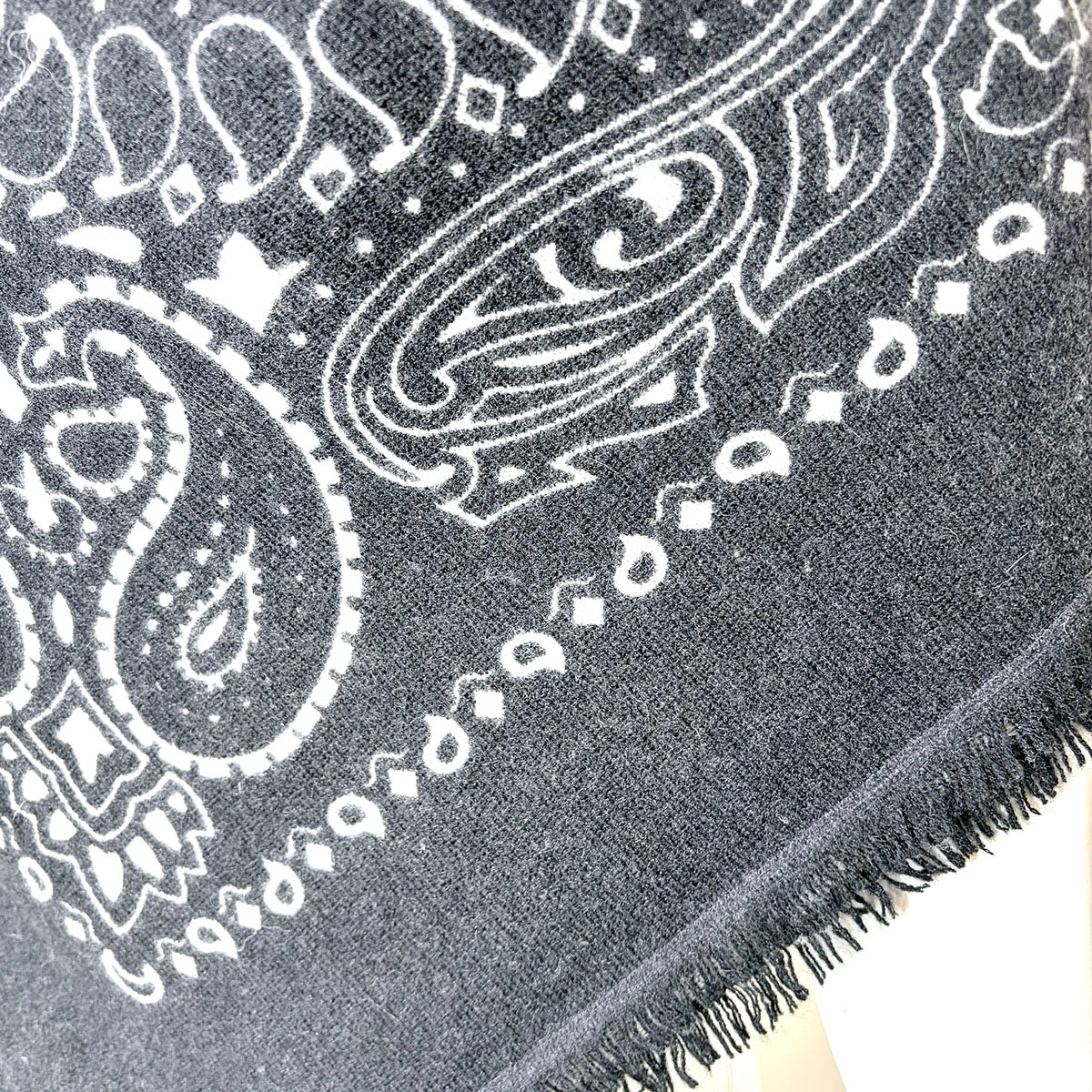 Kujten Scarf