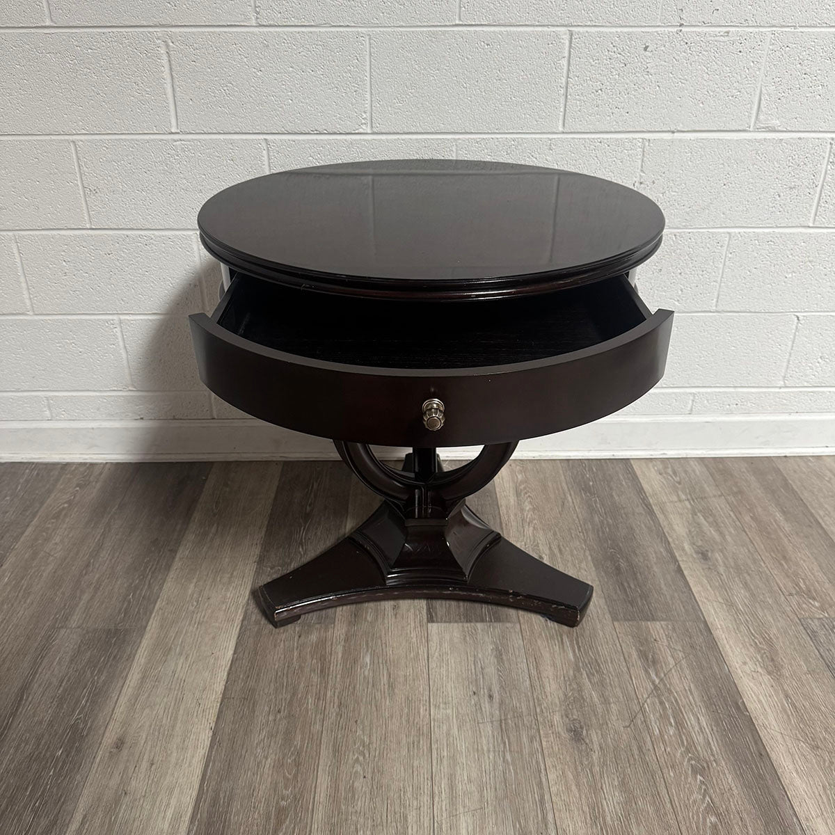 Round End Table