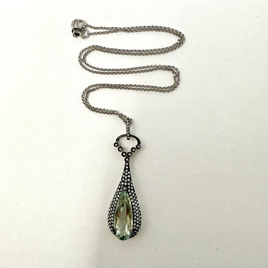 14K White Gold 16" Pendant Necklace with Green Amethyst