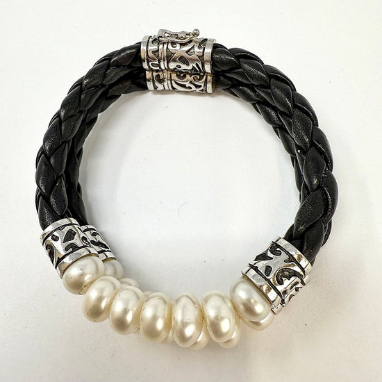 Pearl and Leather Bracelet