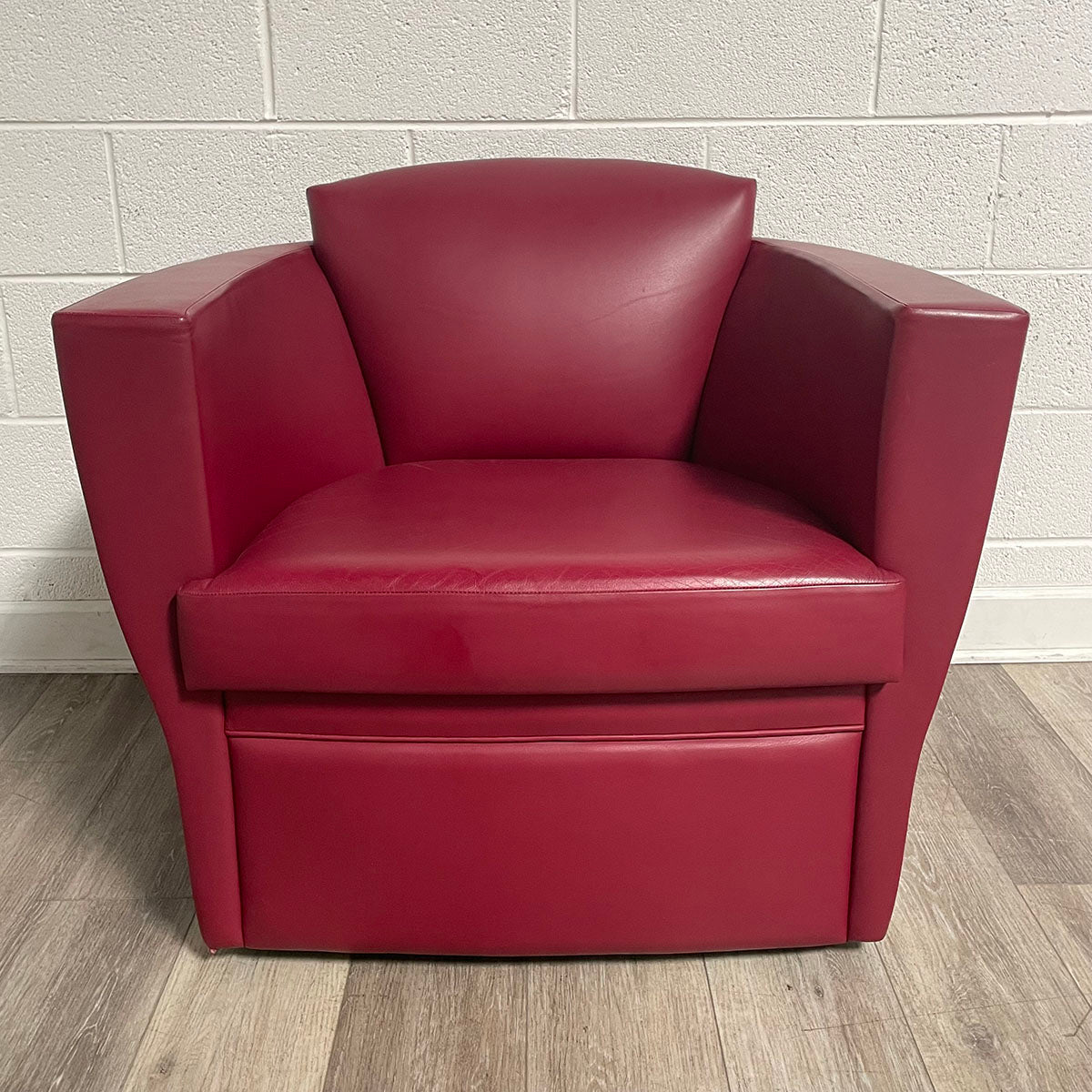 Red Leather Lounge Chair