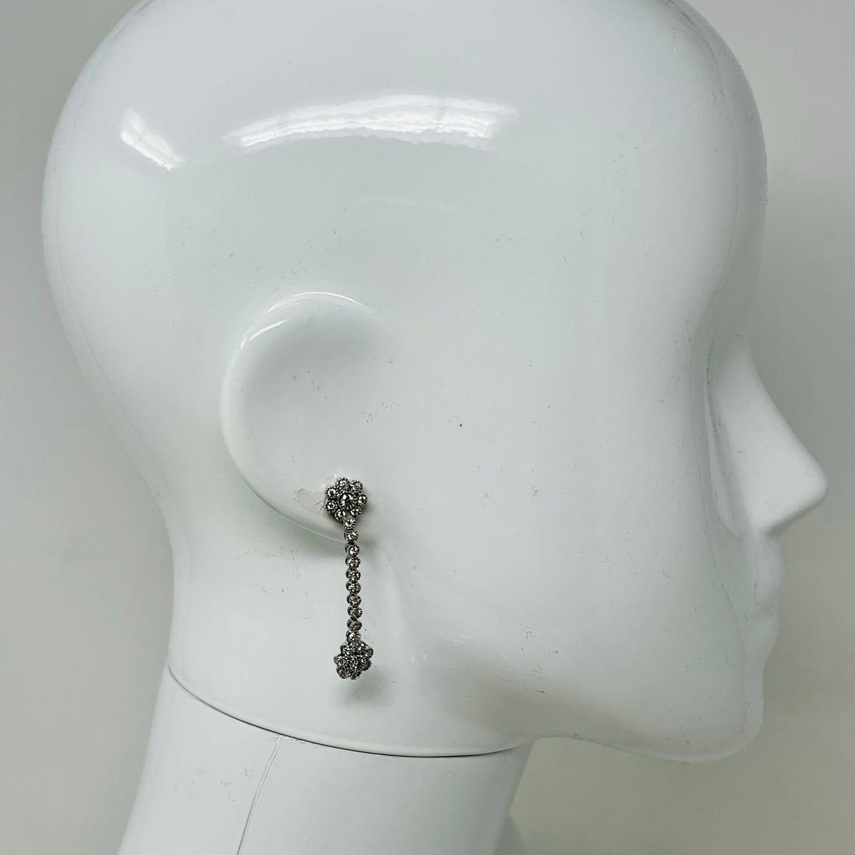 Damaso Martinez 18K White Gold Diamond Drop Earrings