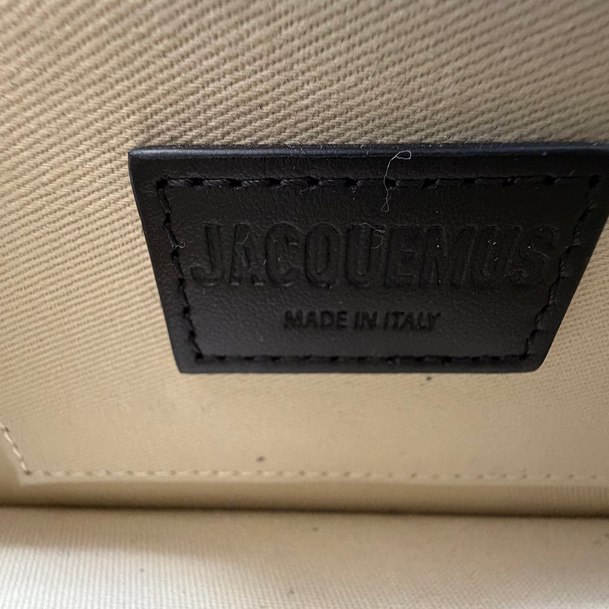 Jacquemus Chiquito M Crossbody