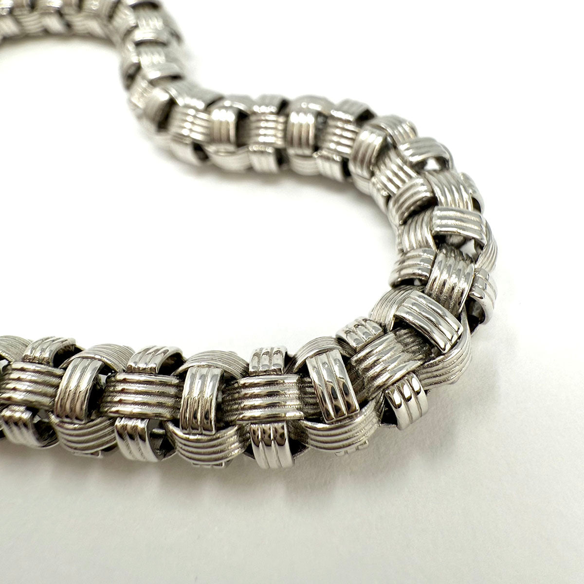 Roberto Coin 18K White Gold "Appassionato" Bracelet with Diamond Clasp
