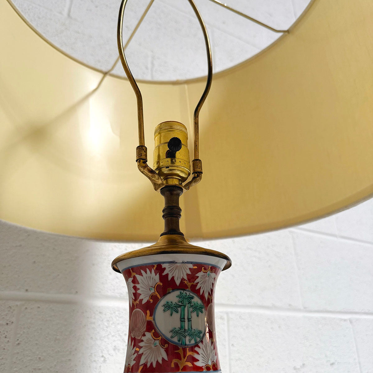 Vintage Asian Imari Table Lamp