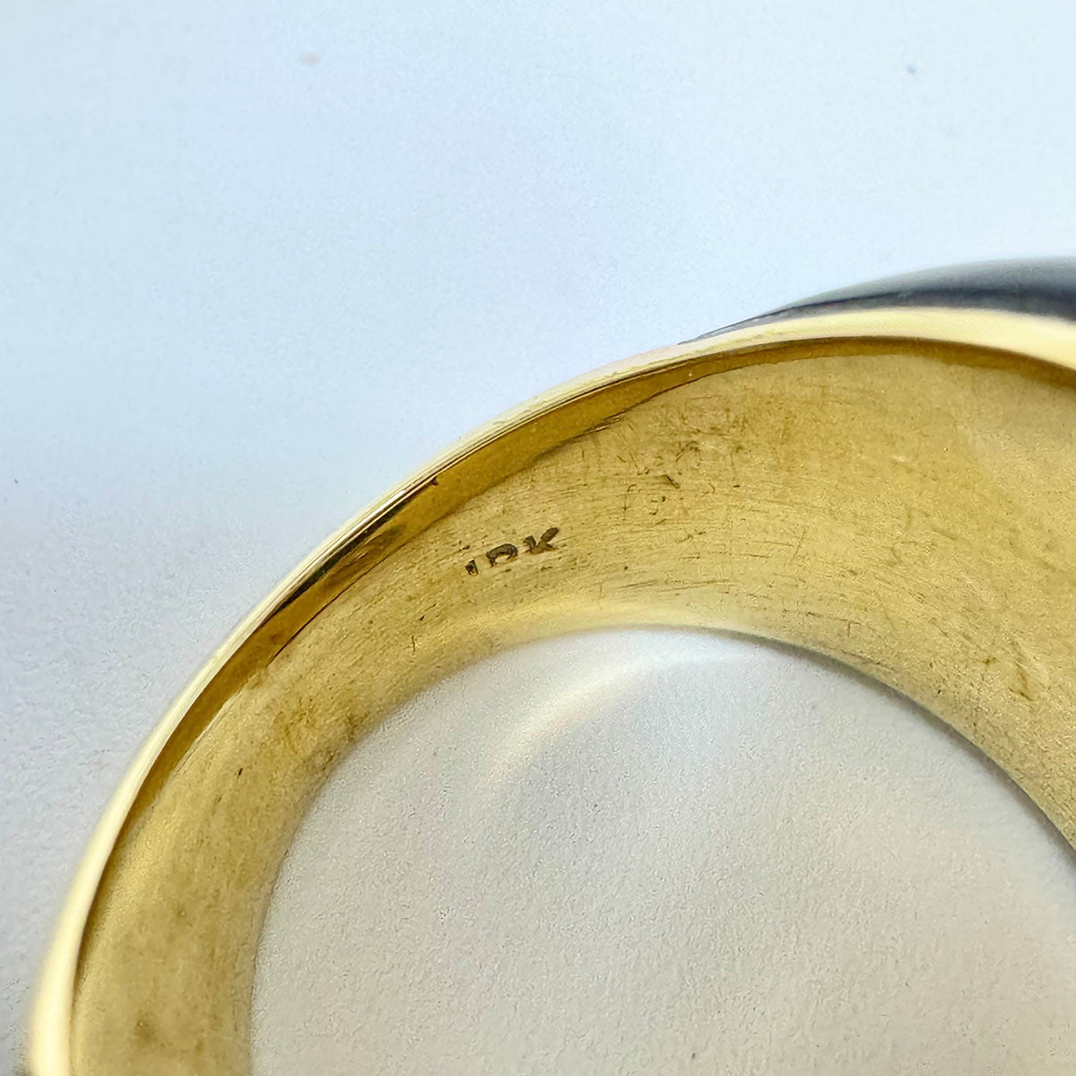 Charles Turi 18K Gold Ring with Mabe Pearl and Onyx