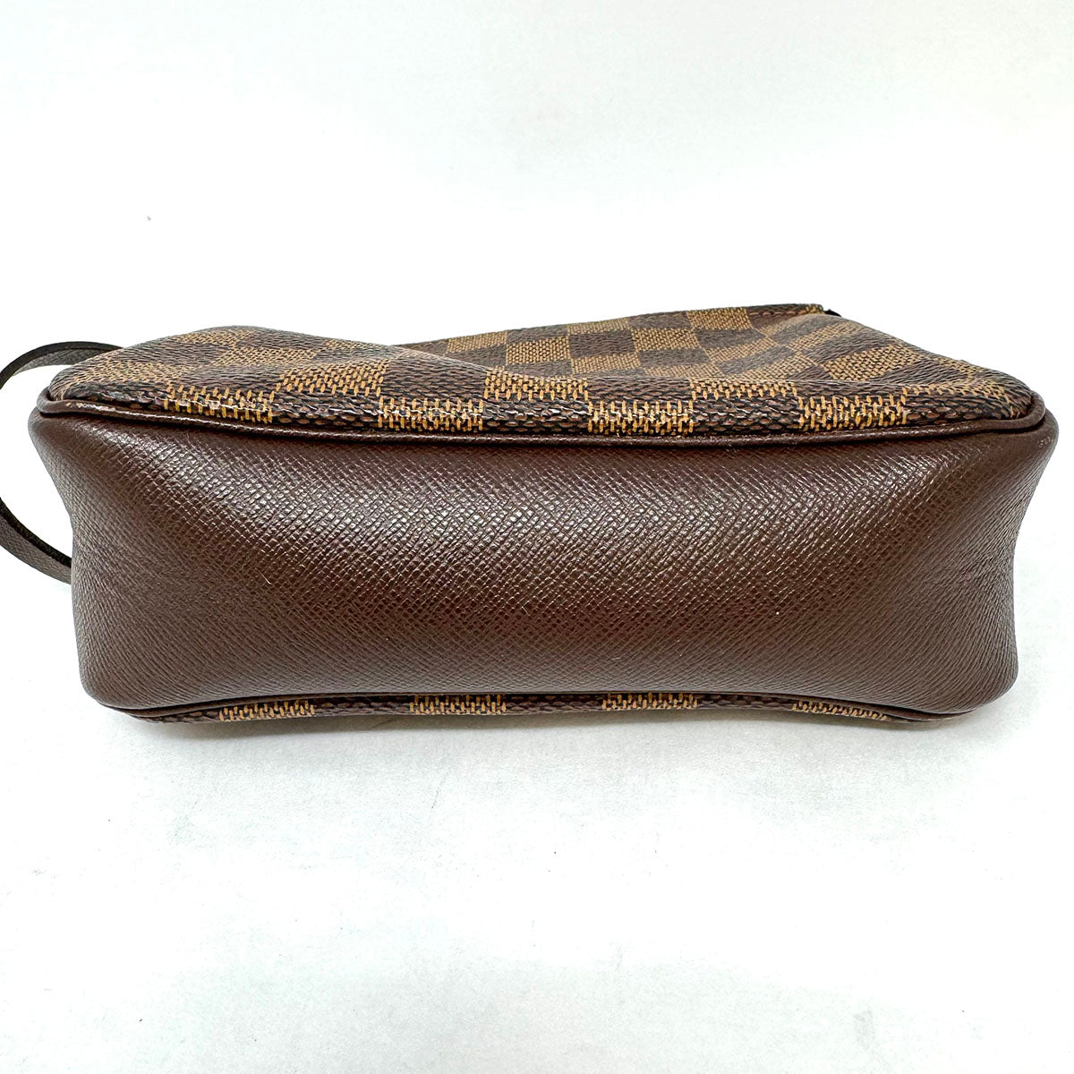 Louis Vuitton Damier Ebene Trousse Make Up Bag