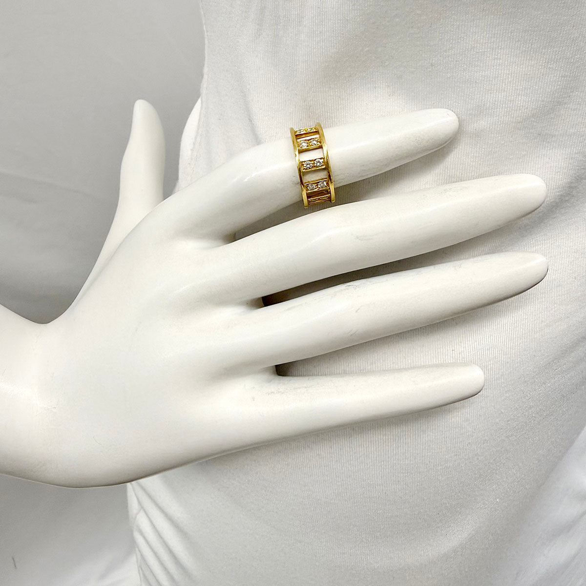 Marvin Schluger 18K Gold Diamond Ring