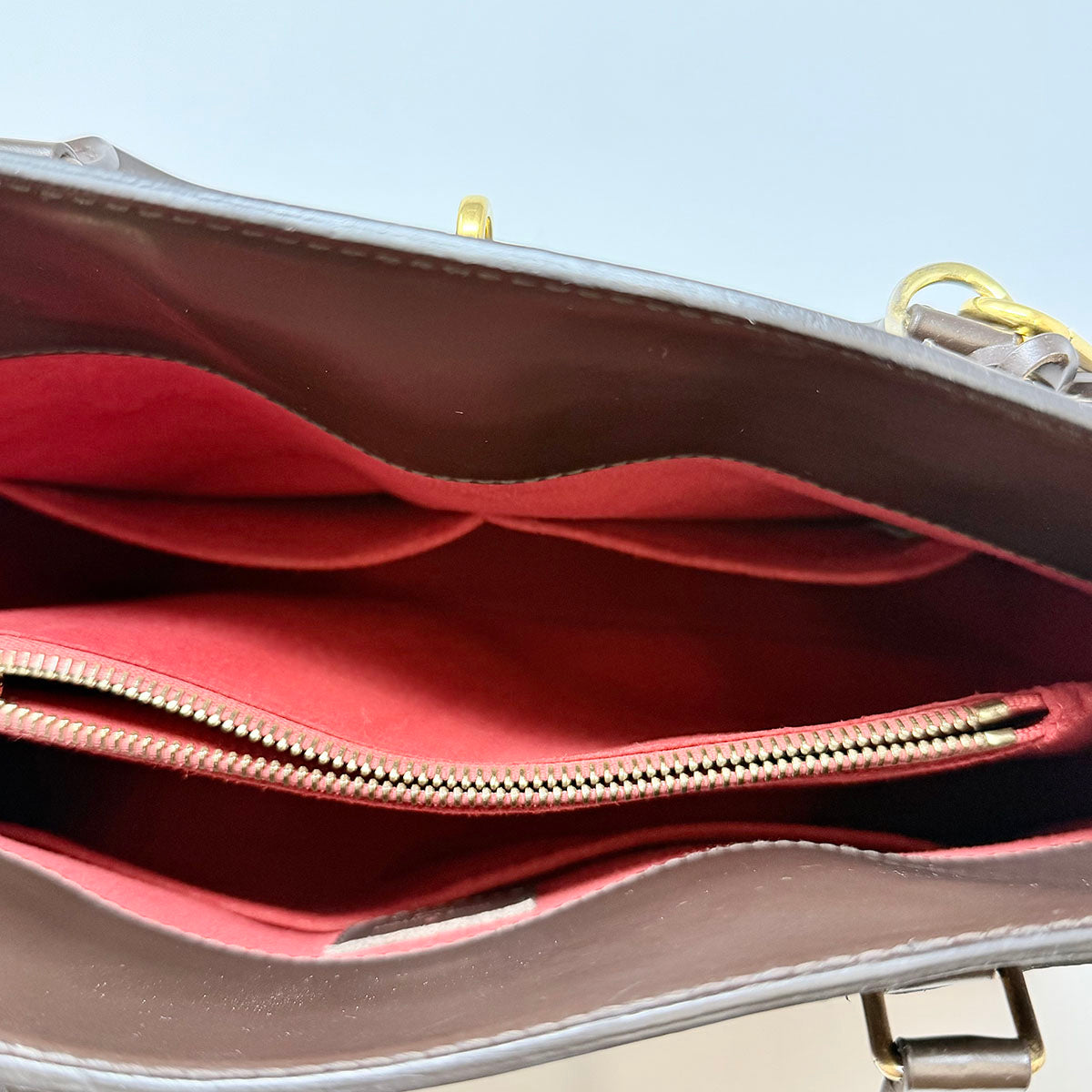 Louis Vuitton Damier Ebene Riivoli MM Tote