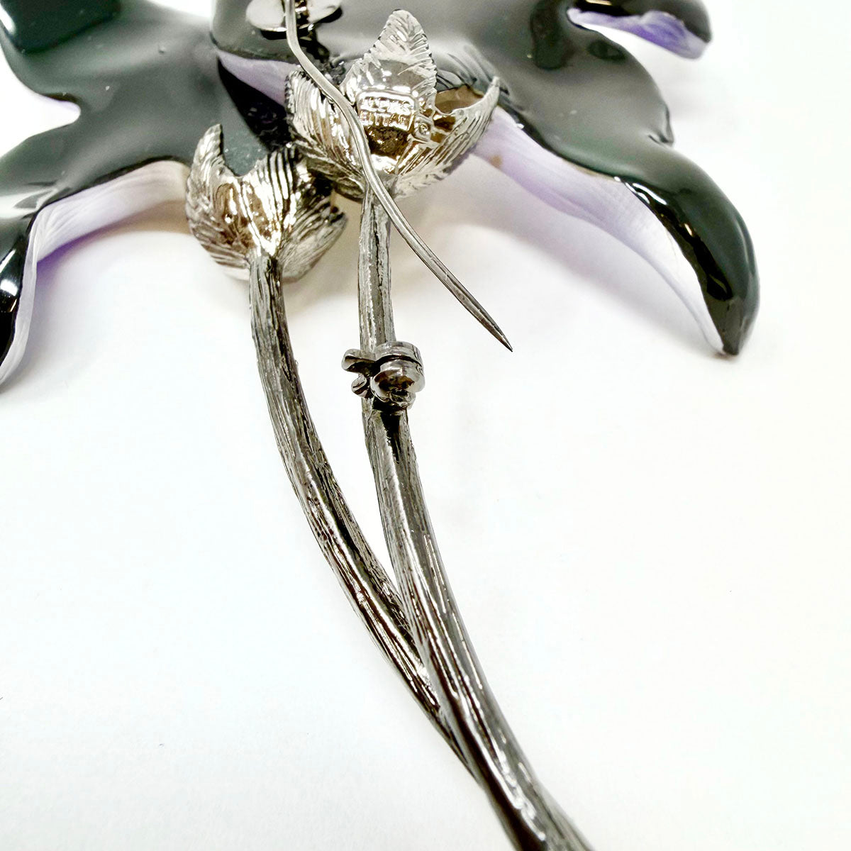 Alexis Bittar Pin