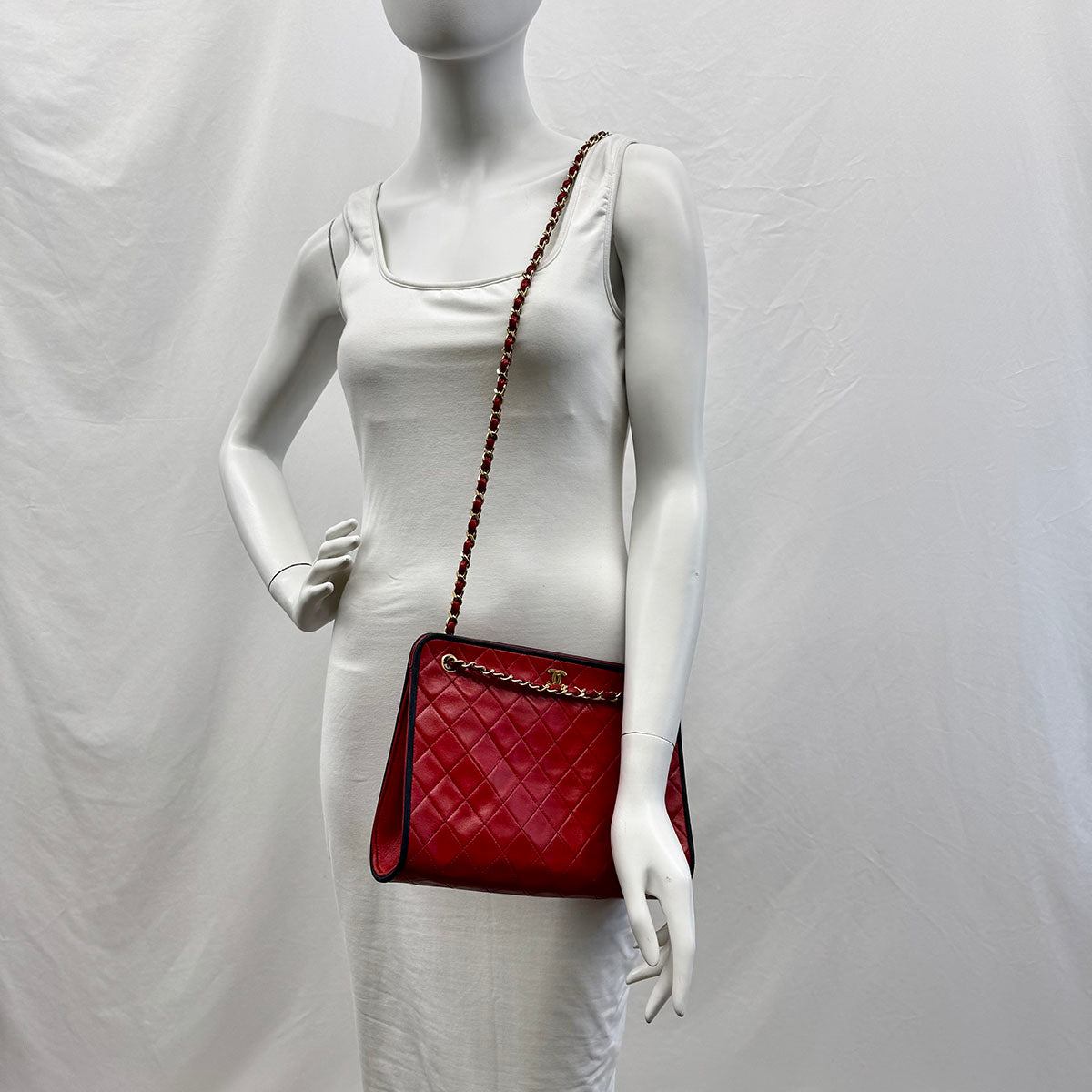 Chanel Vintage Quilted Shoulder Bag