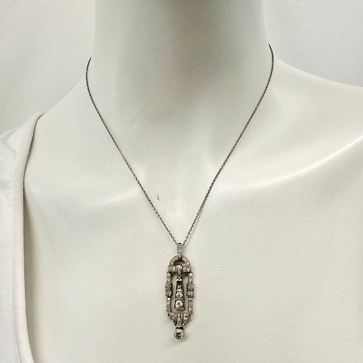 Vintage Art Deco Platinum Diamond Pendant Necklace