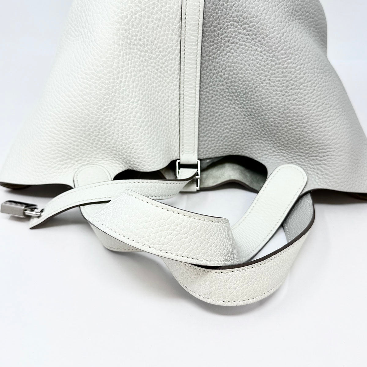 Hermes Bicolor Clemence Picotin Lock 22