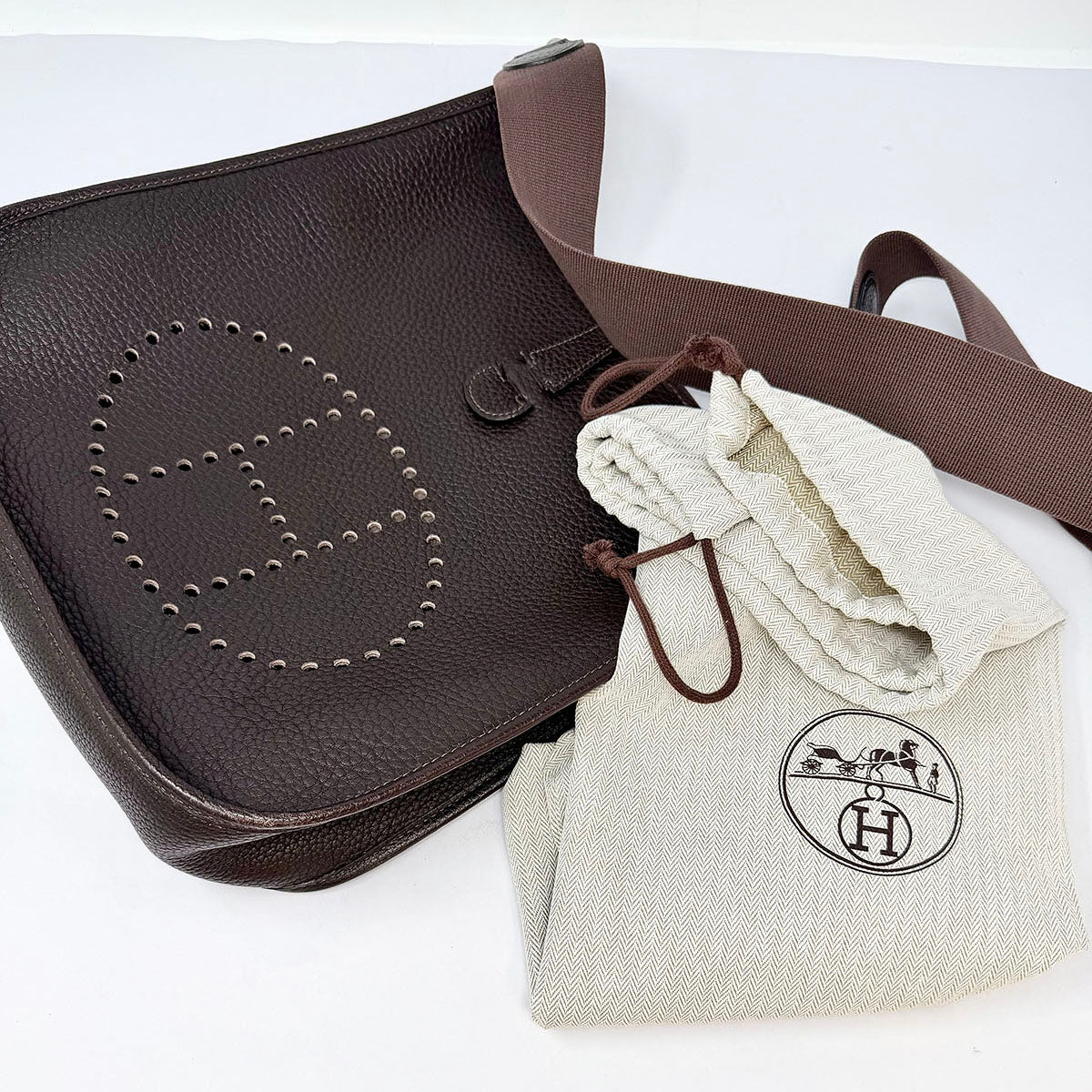 Hermes Clemence Evelyne 33 Crossbody
