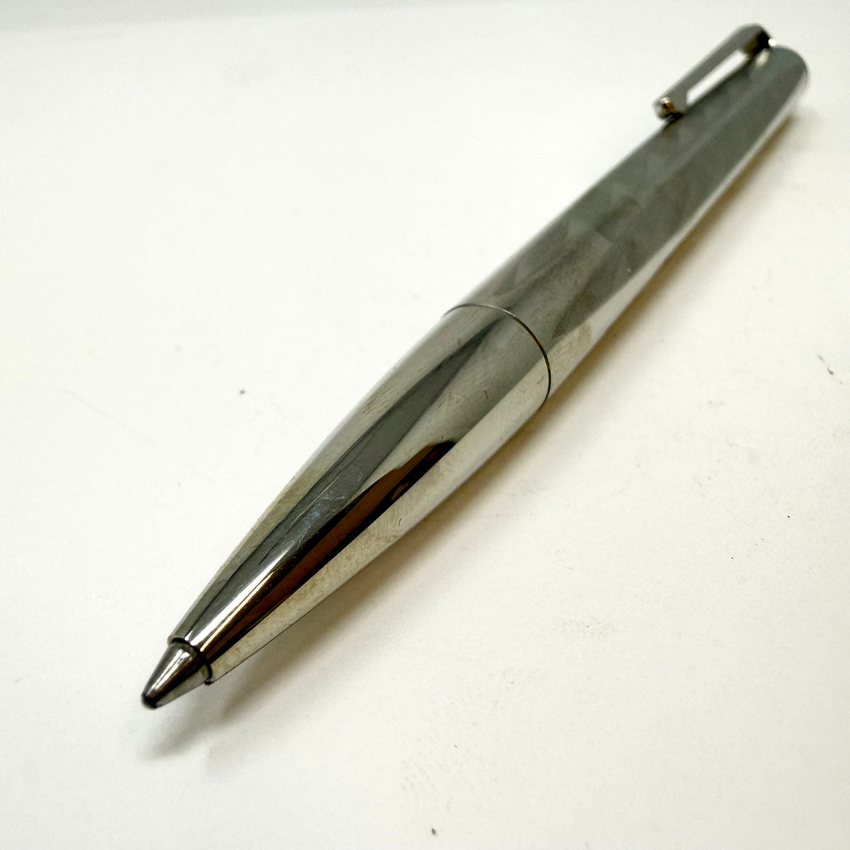 CARAN d'ACHE Pen