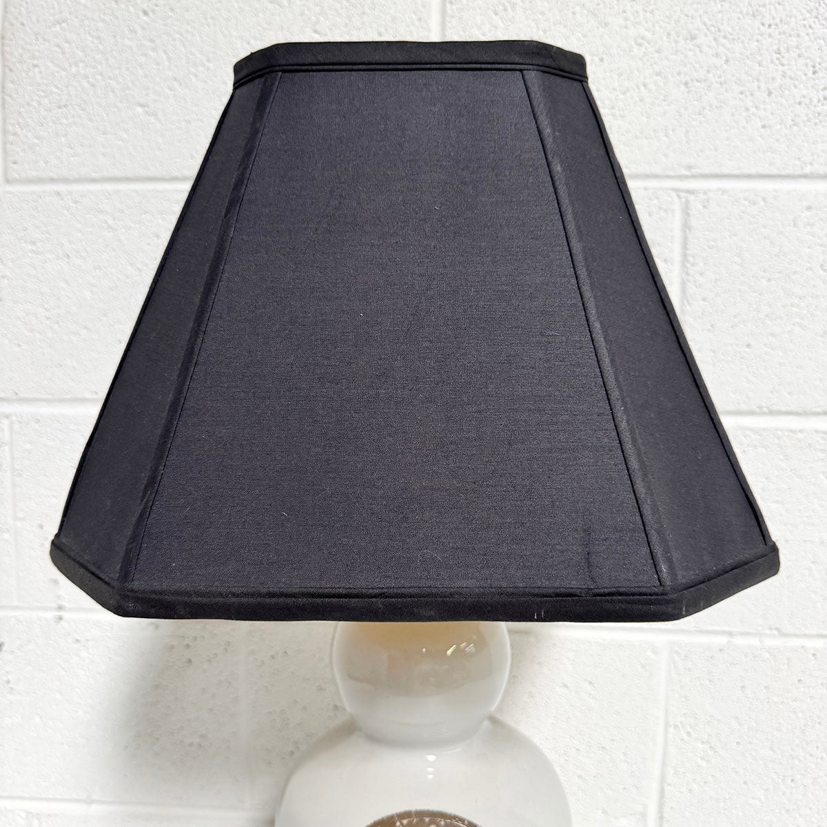 Medallion Table Lamp