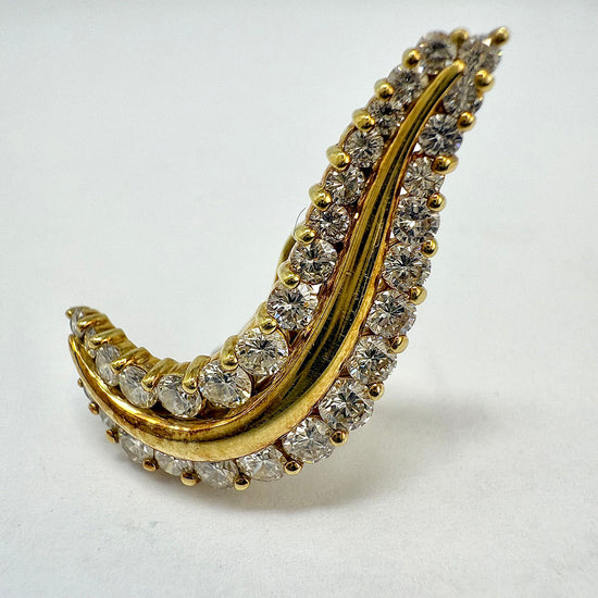 Jose Hess 18K Gold Earrings with 62 Diamonds
