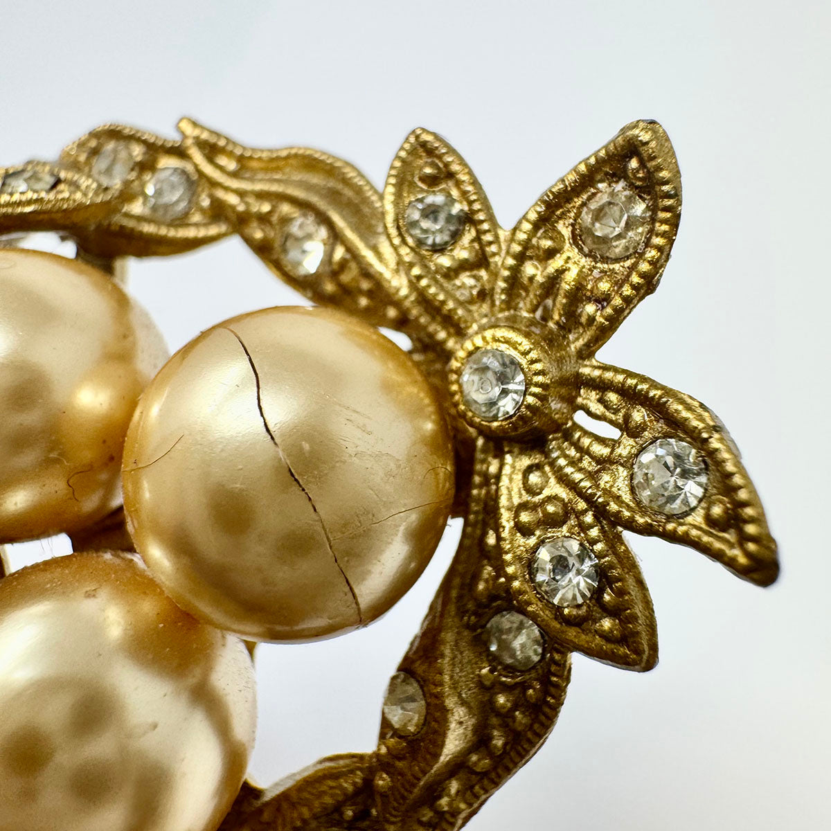 Vintage Gold-tone Filigree Brooch with Gold Faux Pearl