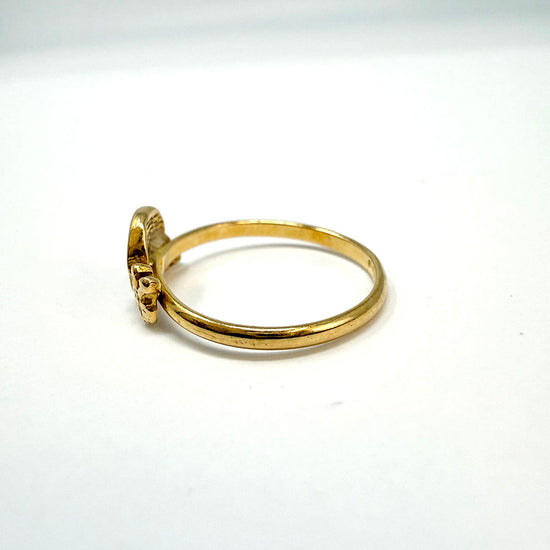 18K Swirl Ring