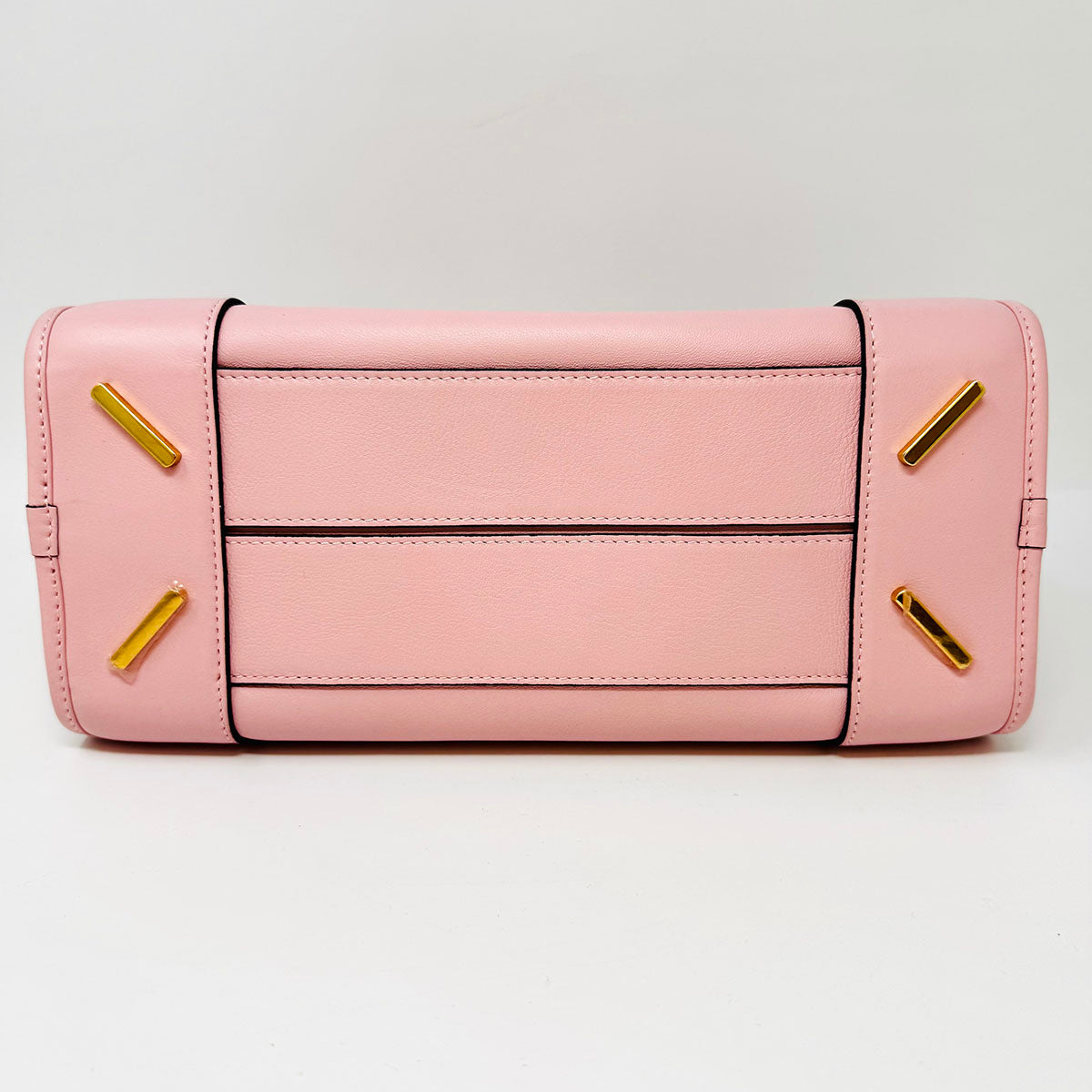 Loewe Amazona 28 Handle Bag