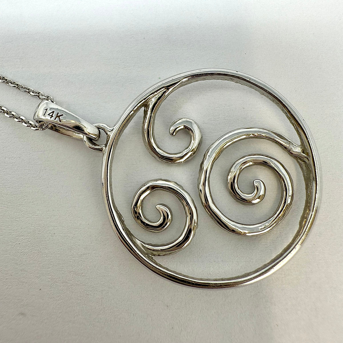 14K White Gold Diamond Swirl Pendant Necklace