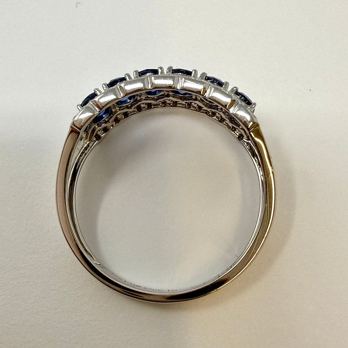 18K White Gold Ring with 6 Brilliant Cut Sapphires