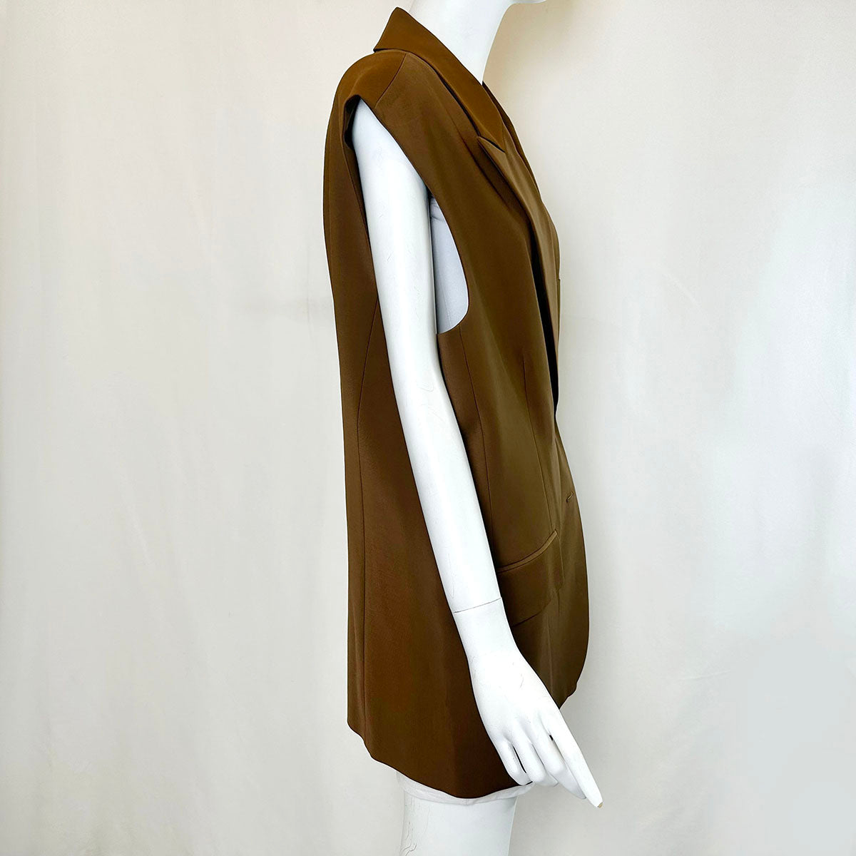 Tibi Vest