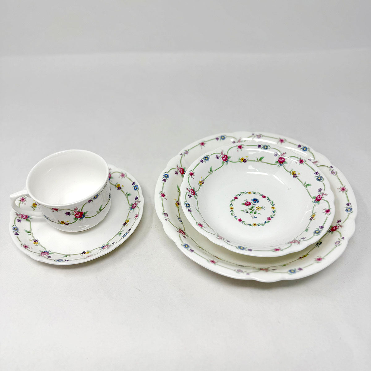 83 Pcs: 9 7 Pc Place Settings Magna China + 17 xtra dishes & 3 Srvg pcs
