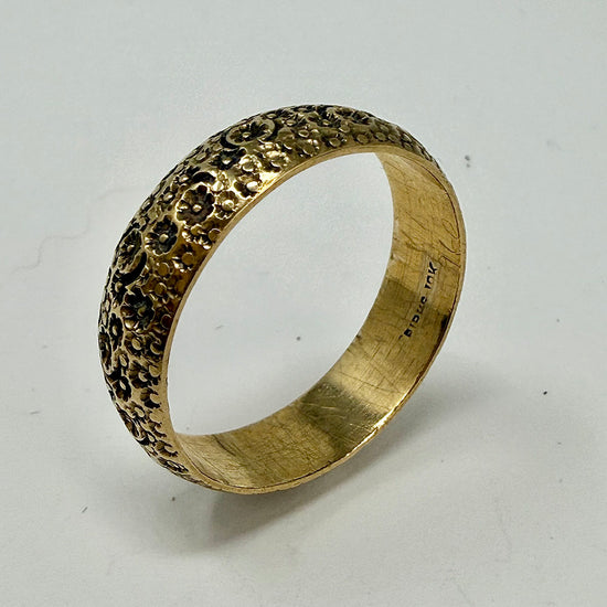 10K  Gold Hammered Band