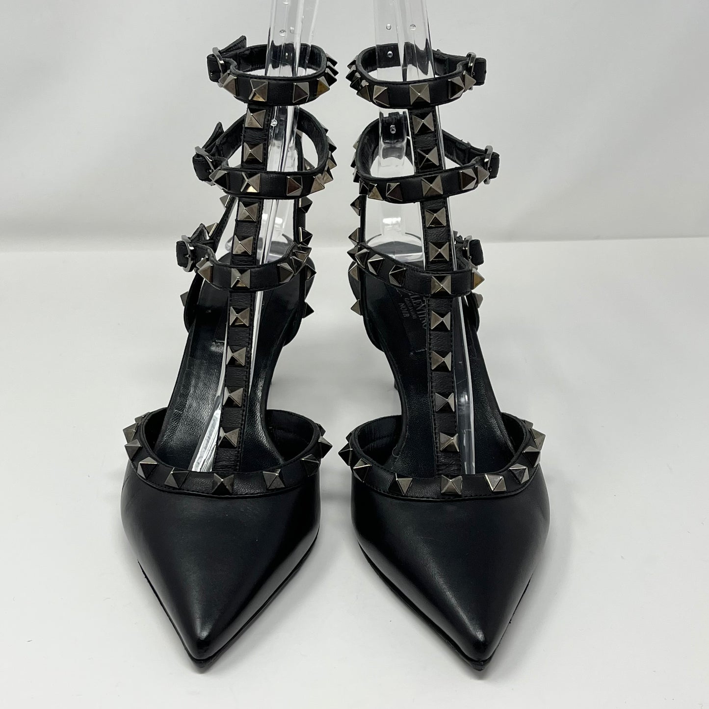 Valentino Rockstud Pumps
