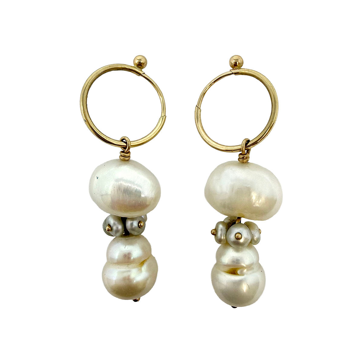 18K Gold Earrings with Pearl