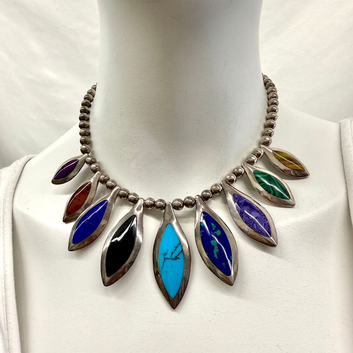 Collar Necklace