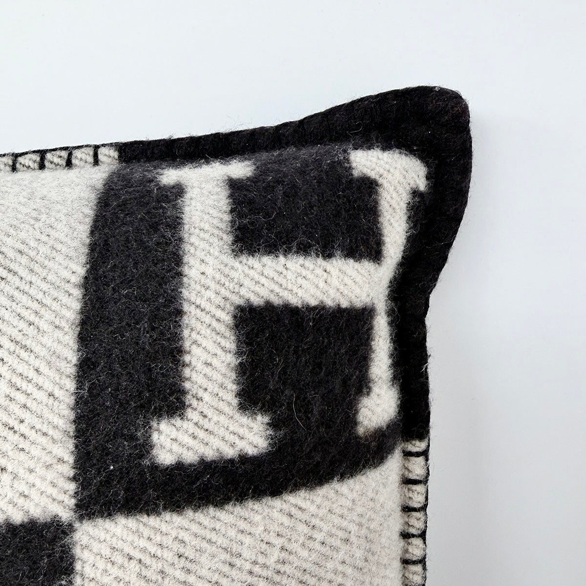 Hermes Avalon III Pillow Finished with Blanket Stitch