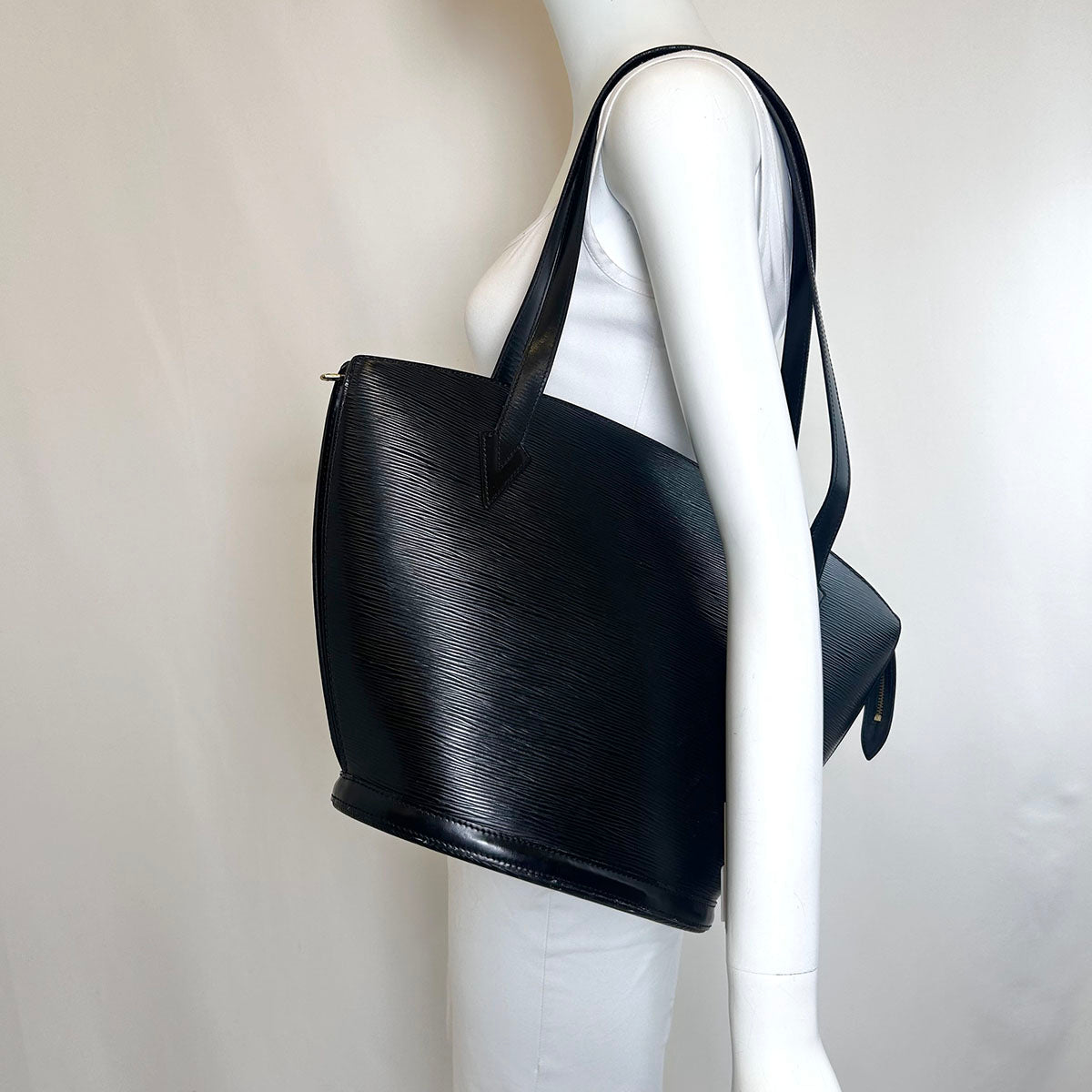 Louis Vuitton Shoulder Bag