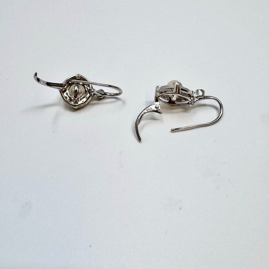 18K White Gold Diamond and Pearl Earrings