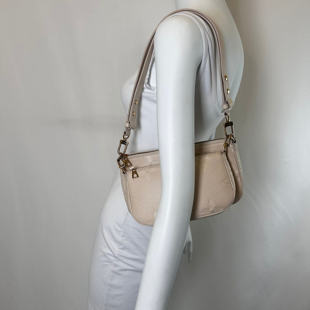 Louis Vuitton Pochette