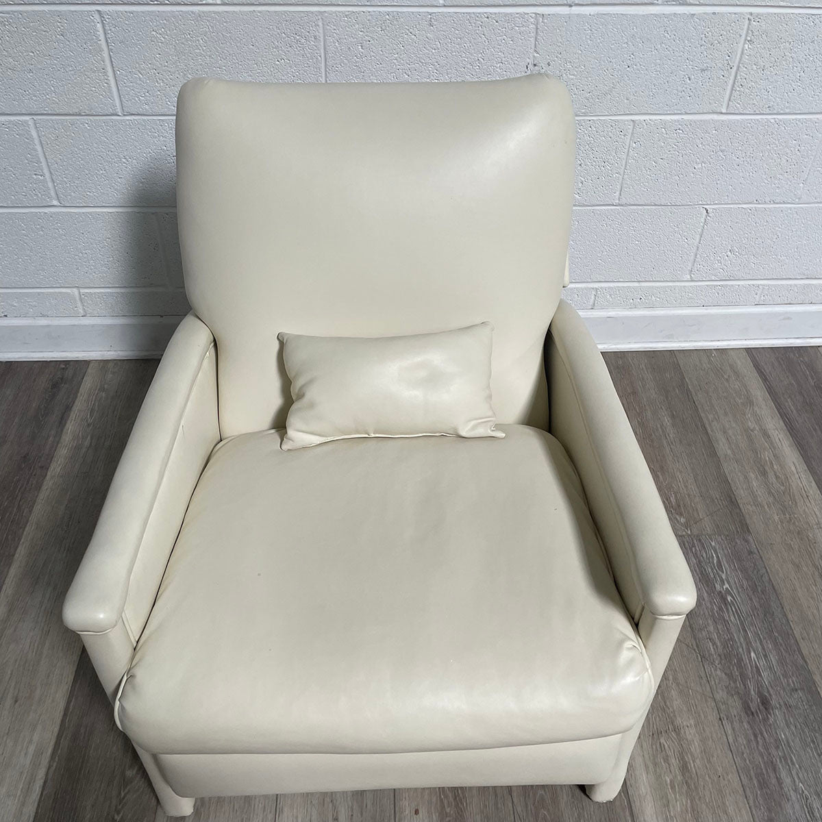 White Leather Recliner