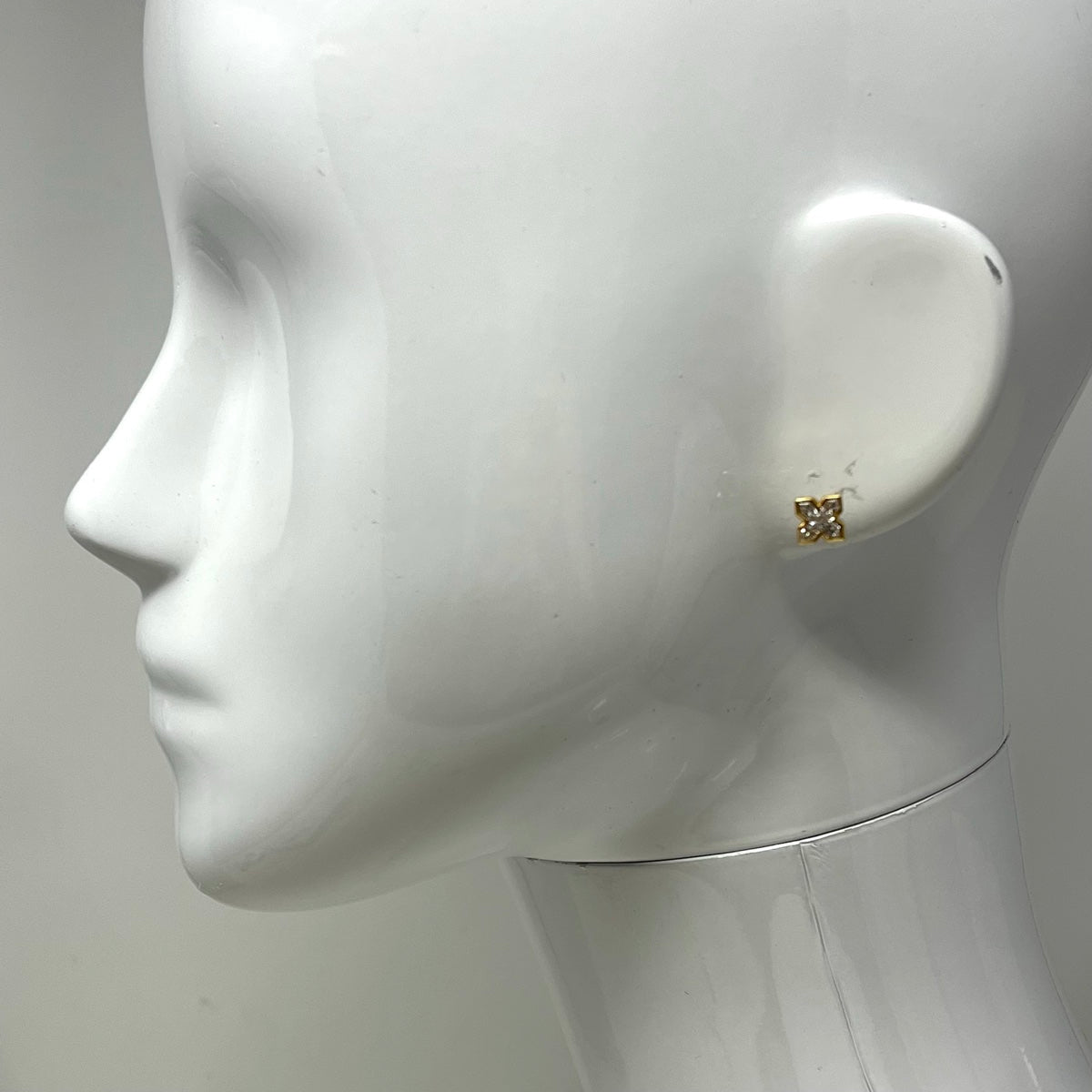 18K Gold Stud Earrings with Hexagon Shaped Diamonds