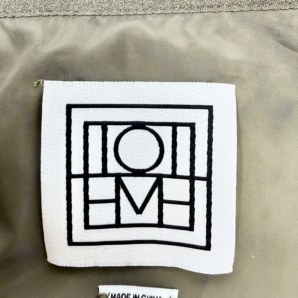 Toteme Collarless Quilted Jacket